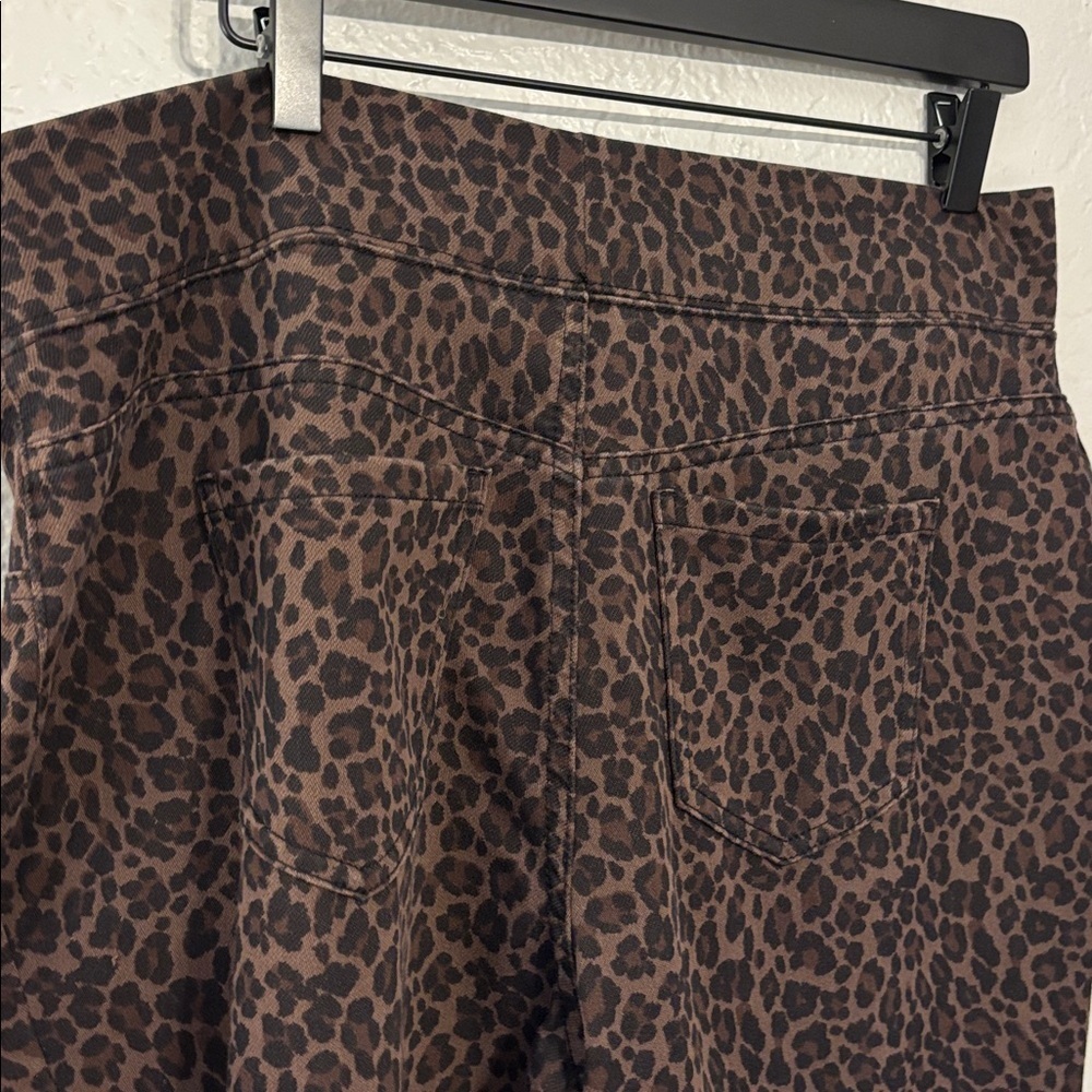 Faded Glory leopard print Brown stretch leggings 1X - Picture 6 of 7